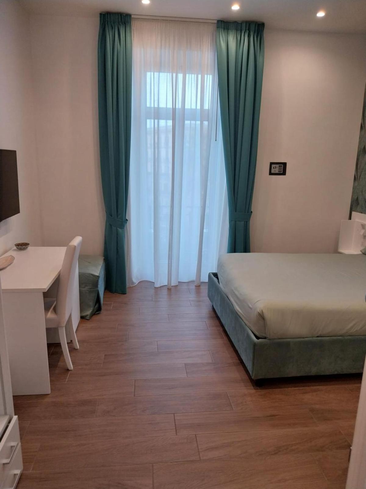 B&B Lungomare Sannazzaro Неаполь Экстерьер фото
